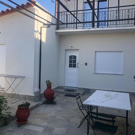 Tasoulashome 1-Μονοκατοικια Με Αυλη Komotini Exterior foto