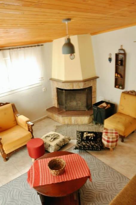 Tasoulashome 1-Μονοκατοικια Με Αυλη Komotini Exterior foto