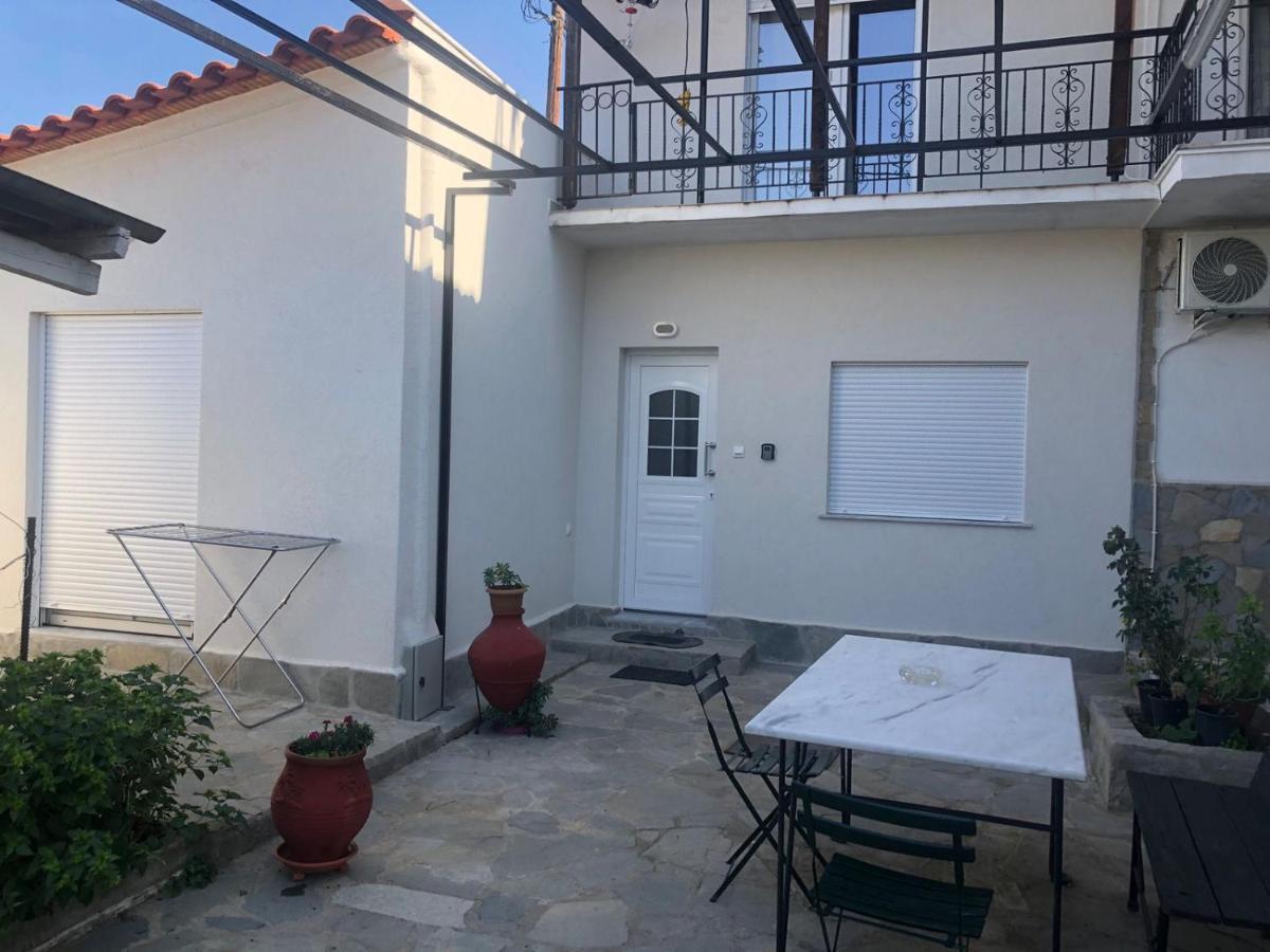 Tasoulashome 1-Μονοκατοικια Με Αυλη Komotini Exterior foto